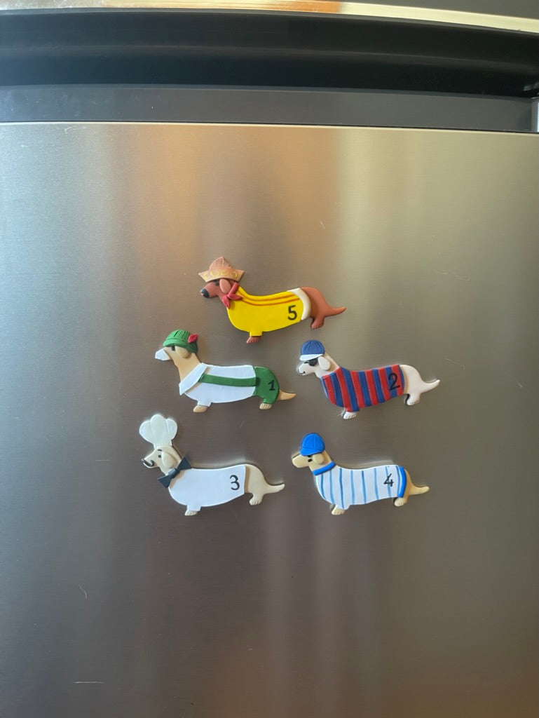 [Pre-order] brewers' sausage race wieners magnets